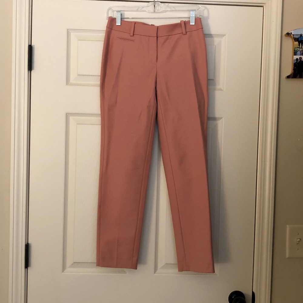 White House Black Market Pink Ankle Pants